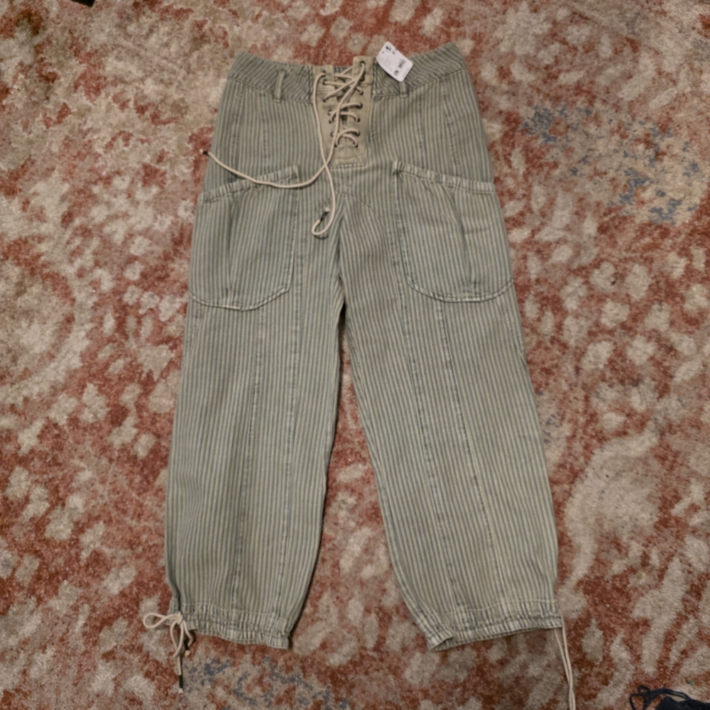 We The Free Smooth Sailing Stripped Pants. Striped Lace-Up Pants Washed Sage.
